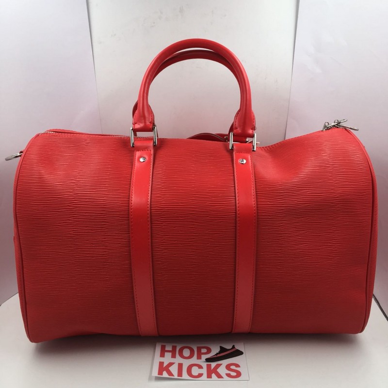 supreme duffle bag louis vuitton